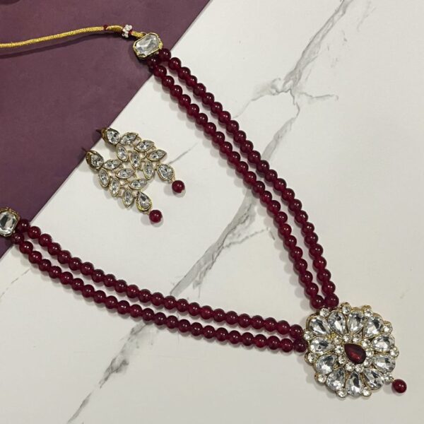 Beaded Kundan Necklace Set