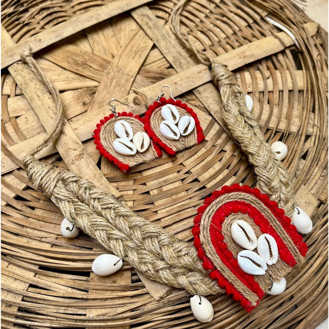 Rustic Radiance – Jute & Cowrie Shell Tribal Necklace Set Red Rustic Radiance – Jute & Cowrie Shell Tribal Necklace Set - Image 1