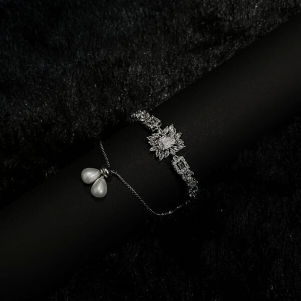 Crystal Bloom Adjustable Bracelet