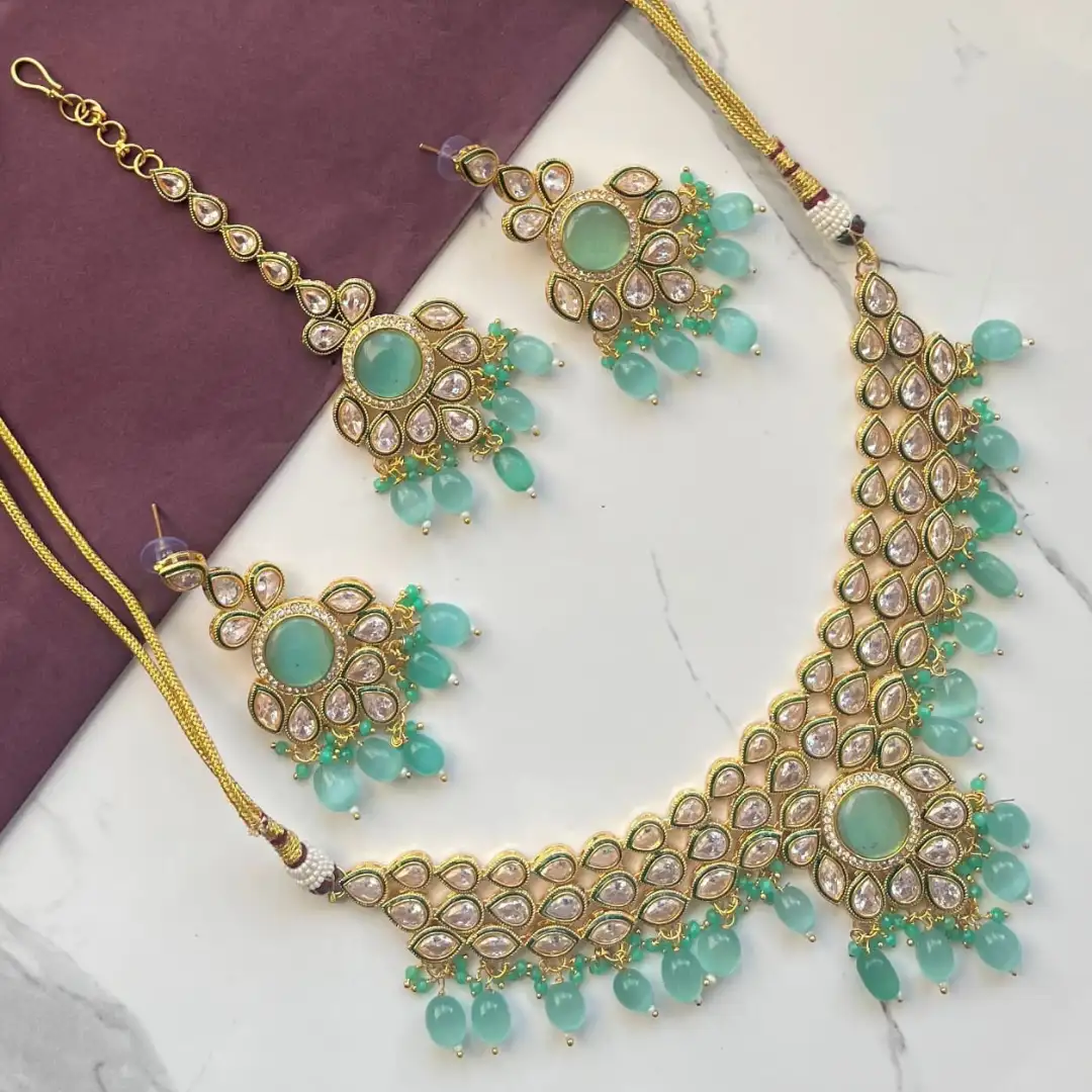 Mint Green Kundan Choker Set with Maang Tikka Mint Green Kundan Choker Set with Maang Tikka - Image 1