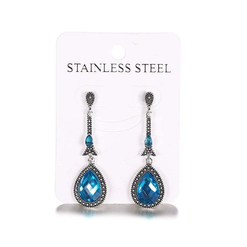 alloy-earrings-for-women-with-geometric-pattern-and-electroplating-treatment_0 Alloy Earrings For Women With Geometric Pattern And Electroplating Treatment - Image 1